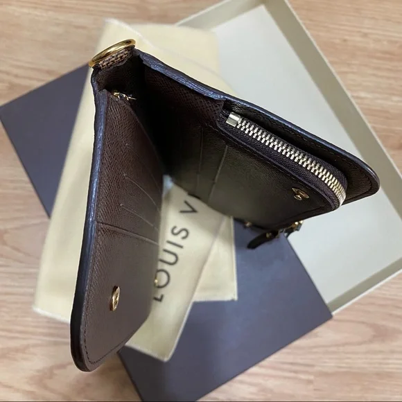 Louis Vuitton Insolite Wallet in Damier Ebene - Picture 9 of 11